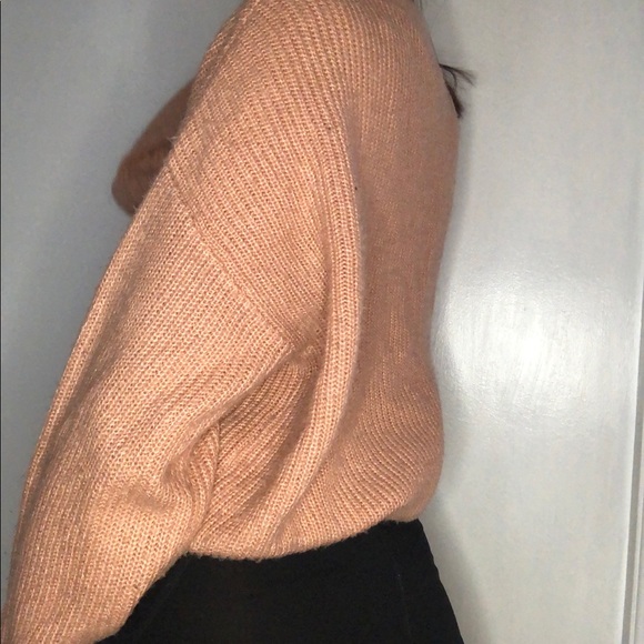 H&M Knit Ribbon-Tie Sweatshirt - Picture 4 of 7